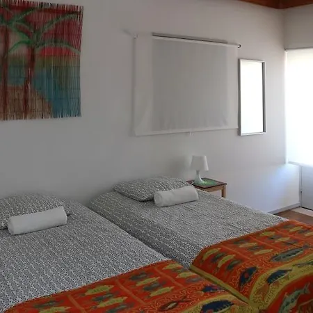 Peniche Housing | Tree The Company Apartment Room photo